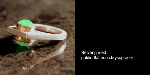 Sølvring med guldfattede chrysopraser