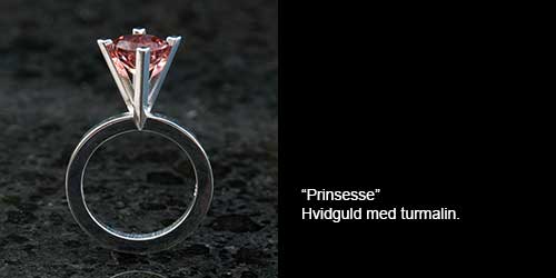 Prinsessering i hvidguld med turmalin